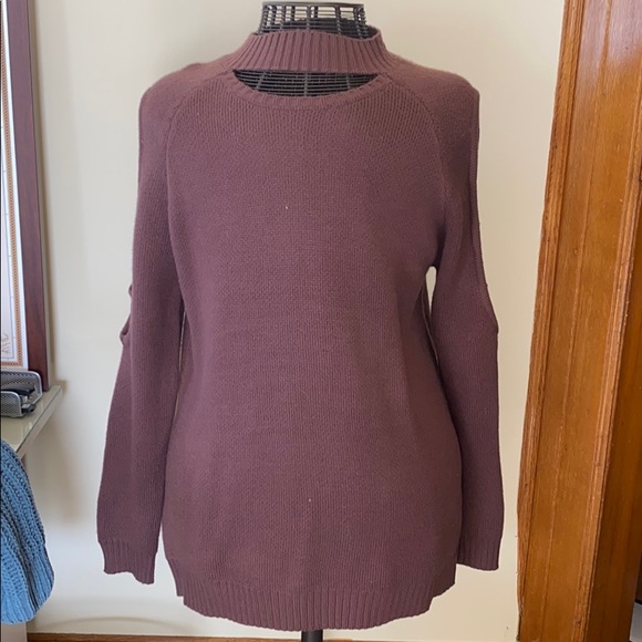 Mauve sweater with cutout sleeves and cutout neck - Picture 1 of 5